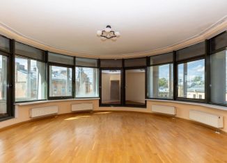 Продам 3-комнатную квартиру, 145 м2, Санкт-Петербург, 10-я Советская улица, 4-6