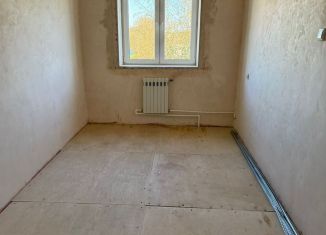 Продам 3-ком. квартиру, 50 м2, Чудово, улица Восстания, 29