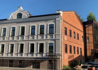 Сдается в аренду помещение свободного назначения, 1805.3 м2, Киров, улица Альберта Лиханова, 26