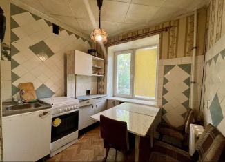 Продаю двухкомнатную квартиру, 40 м2, Аксай, проспект Ленина, 33