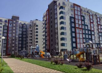 Продаю 2-ком. квартиру, 57.5 м2, Калининград