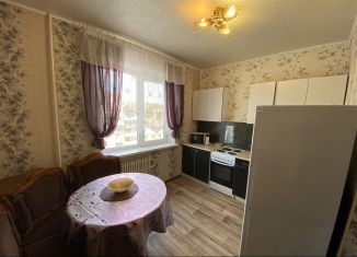 Аренда 1-ком. квартиры, 39 м2, Старый Оскол, микрорайон Восточный, 3