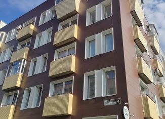 Продается двухкомнатная квартира, 62 м2, Октябрьский, улица Рахимьяна Насырова, 4