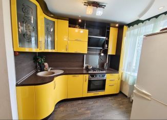 3-комнатная квартира на продажу, 64.7 м2, Тольятти, улица Мира, 48