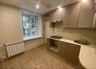 Продаю двухкомнатную квартиру, 45.2 м2, Северодвинск, улица Ломоносова, 104