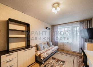 Продаю 1-комнатную квартиру, 30 м2, Липецк, улица 8 Марта, 17/2