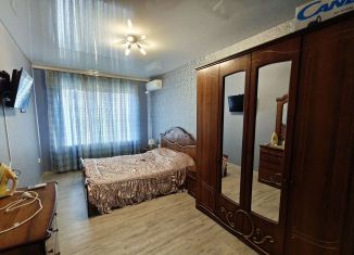 Сдается 1-ком. квартира, 39 м2, поселок городского типа Афипский, улица Победы, 22/2