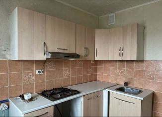 Продается 3-комнатная квартира, 63.3 м2, Березники, улица Миндовского, 6