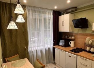 Продается 1-ком. квартира, 32 м2, Калининград, Ракитная улица, 15