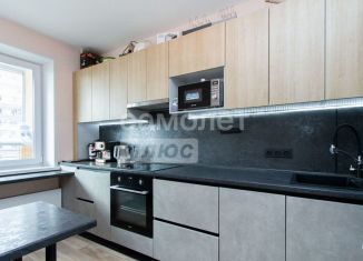 Продажа 2-ком. квартиры, 52.1 м2, поселок Зональная Станция, улица Титова, 6