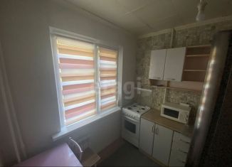 Сдаю 1-ком. квартиру, 35 м2, Татарстан, улица Лушникова, 5