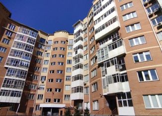 Продаю 3-ком. квартиру, 92.7 м2, Абакан, улица Чехова, 95к1