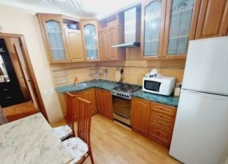 Аренда двухкомнатной квартиры, 50 м2, Калуга, улица Тельмана, 35