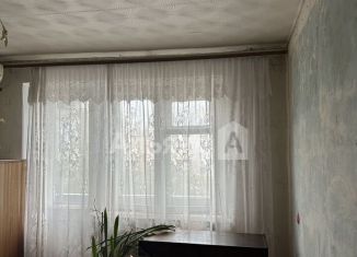 Продаю трехкомнатную квартиру, 51 м2, Волгодонск, улица Ленина, 66