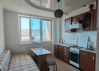 Сдача в аренду 1-ком. квартиры, 40 м2, Краснодар, улица имени Сергея Есенина, 102, Музыкальный микрорайон