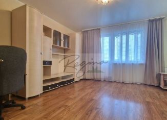 Сдам в аренду однокомнатную квартиру, 42 м2, Республика Башкортостан, улица Юрия Гагарина, 64/1