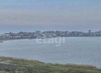 Продаю 2-комнатную квартиру, 90 м2, Махачкала, улица Эльзы Ибрагимовой, 5к14