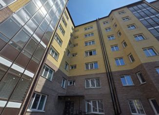 Продаю трехкомнатную квартиру, 87.3 м2, Абакан, Хакасская улица, 191