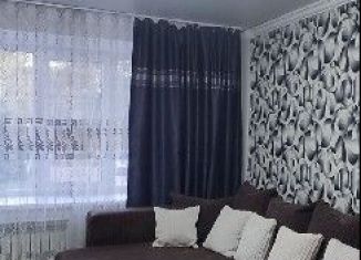 Продаю 2-ком. квартиру, 47.6 м2, Мценск, улица Калинина, 47