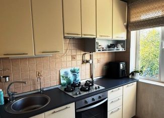 Продаю 3-комнатную квартиру, 61.3 м2, Пермь, улица Геологов, 3