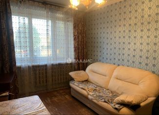 Продаю 3-ком. квартиру, 50.4 м2, Владимирская область, улица Горького, 100