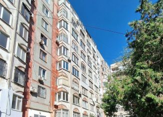 Продается 2-ком. квартира, 50.5 м2, Керчь, улица Юрия Гагарина, 32
