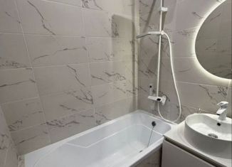 Продам однокомнатную квартиру, 38 м2, Псков, Линейная улица, 85