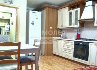 Продам двухкомнатную квартиру, 70 м2, Смоленск, улица Гарабурды, 17Д