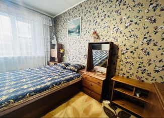 Продаю трехкомнатную квартиру, 60 м2, Великие Луки, Вагонная улица, 3