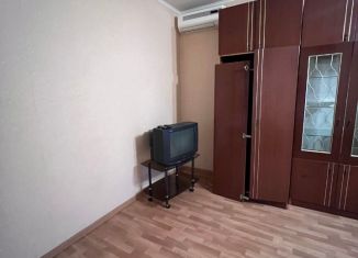 Сдача в аренду трехкомнатной квартиры, 72 м2, Астраханская область, улица Куликова, 38к1