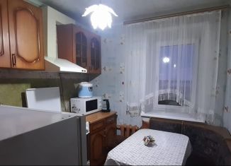 Продается двухкомнатная квартира, 48 м2, село Серафимовский, село Серафимовский, 1