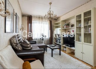 Сдаю 2-ком. квартиру, 50 м2, Москва, улица Антонова-Овсеенко, 5к2, улица Антонова-Овсеенко