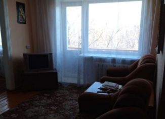 Продается 2-комнатная квартира, 42.6 м2, поселок городского типа Прогресс, Советская улица, 45