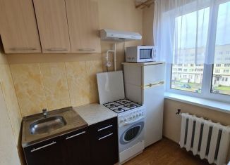 Аренда двухкомнатной квартиры, 47 м2, Ленинградская область, проспект Ленина, 36