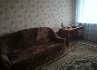 Продам трехкомнатную квартиру, 64 м2, посёлок городского типа Ромоданово, улица Анны Лусс, 11
