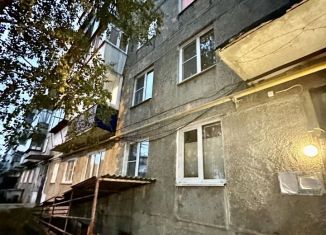 2-комнатная квартира на продажу, 42.7 м2, село Миасское, улица 40 лет Победы, 5