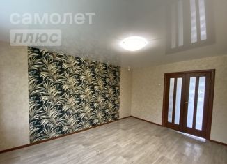 Продам четырехкомнатную квартиру, 76.5 м2, Энгельс, улица Колотилова, 76