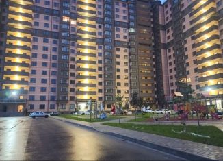 Двухкомнатная квартира на продажу, 62.5 м2, Карачаево-Черкесия, Кавказская улица, 92