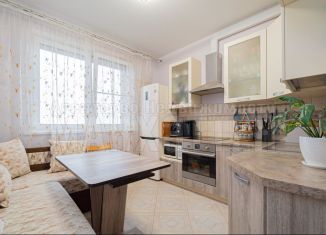 Продажа 2-комнатной квартиры, 60 м2, Наро-Фоминск, улица Курзенкова, 18