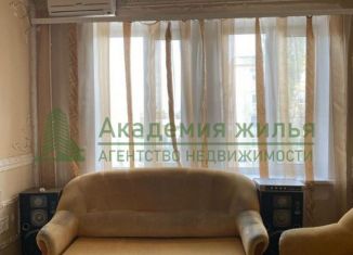 Продается трехкомнатная квартира, 64.3 м2, Аткарск, Советская улица, 60