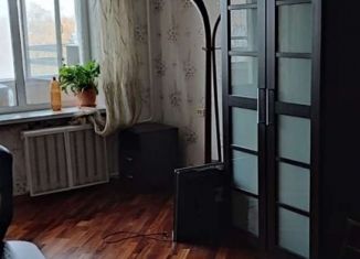 Аренда 1-комнатной квартиры, 38 м2, Москва, улица Маршала Бирюзова, 40, метро Щукинская