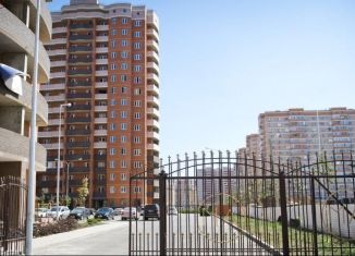 Продам 3-комнатную квартиру, 95.1 м2, Краснодар, улица Ковалёва, ЖК Янтарный 2