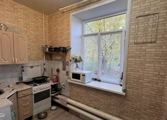 Продам двухкомнатную квартиру, 53 м2, Березники, Парковая улица, 8