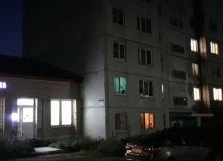 Сдам 2-комнатную квартиру, 55 м2, Окуловка, улица Островского, 46к2