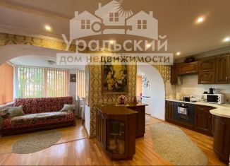 Продам 3-комнатную квартиру, 71 м2, Алапаевск, улица Красных Орлов, 5