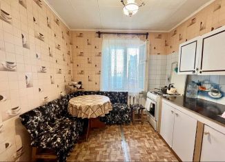 Сдается 3-ком. квартира, 60 м2, Тимашевск, микрорайон Сахарный завод, 76к1