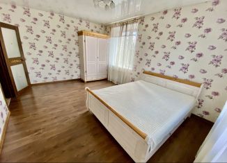 Сдам 2-ком. квартиру, 60 м2, Кострома, улица Пушкина, 36