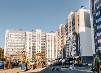 Продажа 3-ком. квартиры, 84 м2, Челябинск, улица Маршала Чуйкова, 25, Курчатовский район