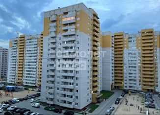 Продам трехкомнатную квартиру, 70.1 м2, Вологда, улица Гагарина, 80Ак2