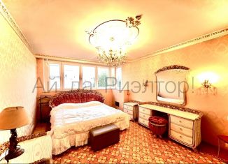 Аренда 5-ком. квартиры, 170 м2, Москва, Жулебинский бульвар, 25